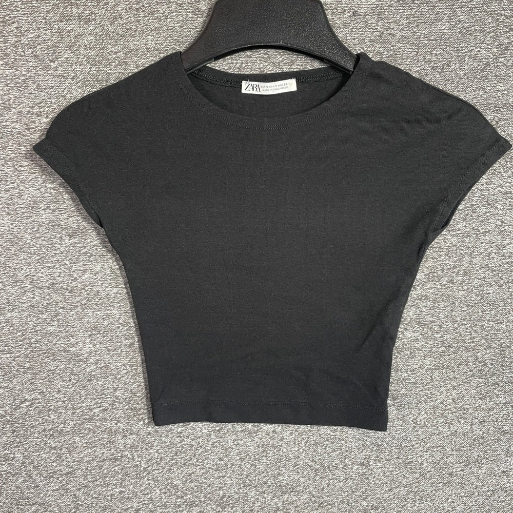Zara Women Black Cap Sleeve Crop Top Crew Neck Basic Solid Tee Small